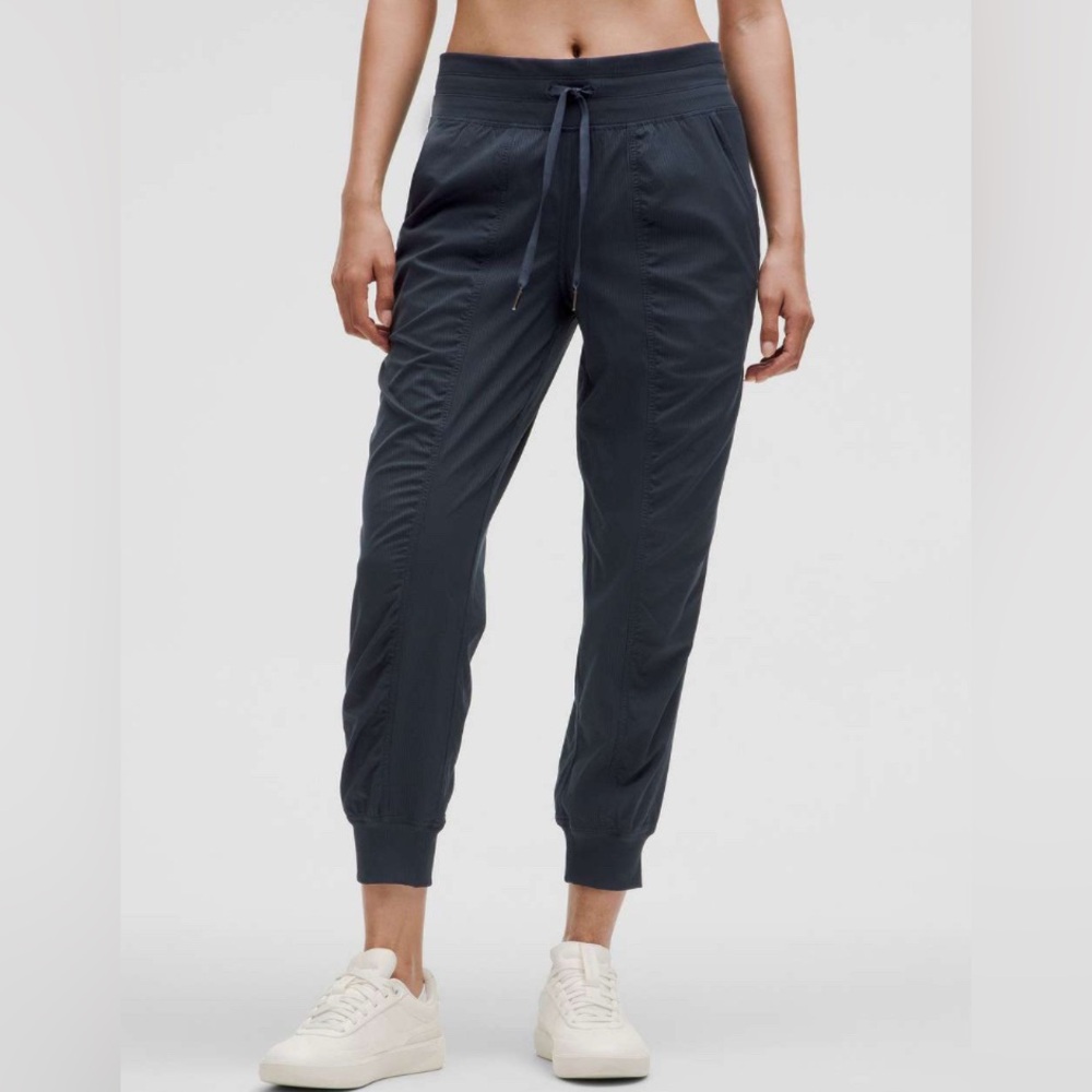 Lululemon Dance Studio Mid-Rise Jogger 7/8 Length True Navy, Size 10